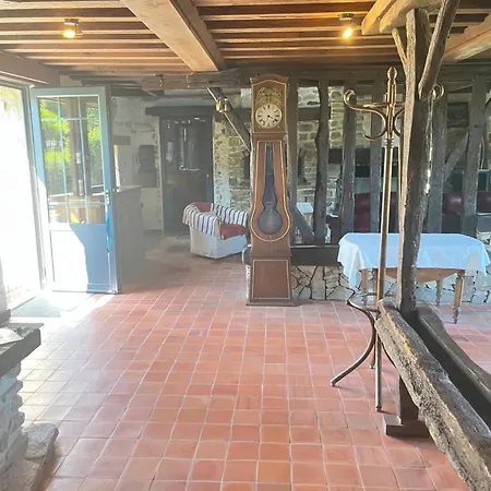Le De Pommette Et Billy, 9 Couchages, Jardin, Endroit Calme - Lares * La Hoguette